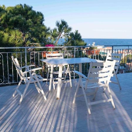 M262 - Marcelli, Quadrilocale Ristrutturato Con Terrazzo Vista Mare 1P Exteriér fotografie