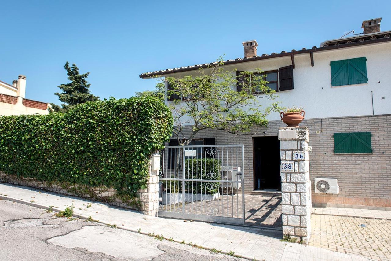 M262 - Marcelli, Quadrilocale Ristrutturato Con Terrazzo Vista Mare 1P Exteriér fotografie